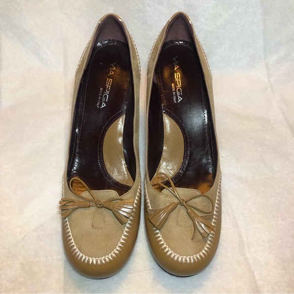 Via Spiga Vintage Italian Leather and Suede pump, size 9 1/2 M. - Picture 10 of 10